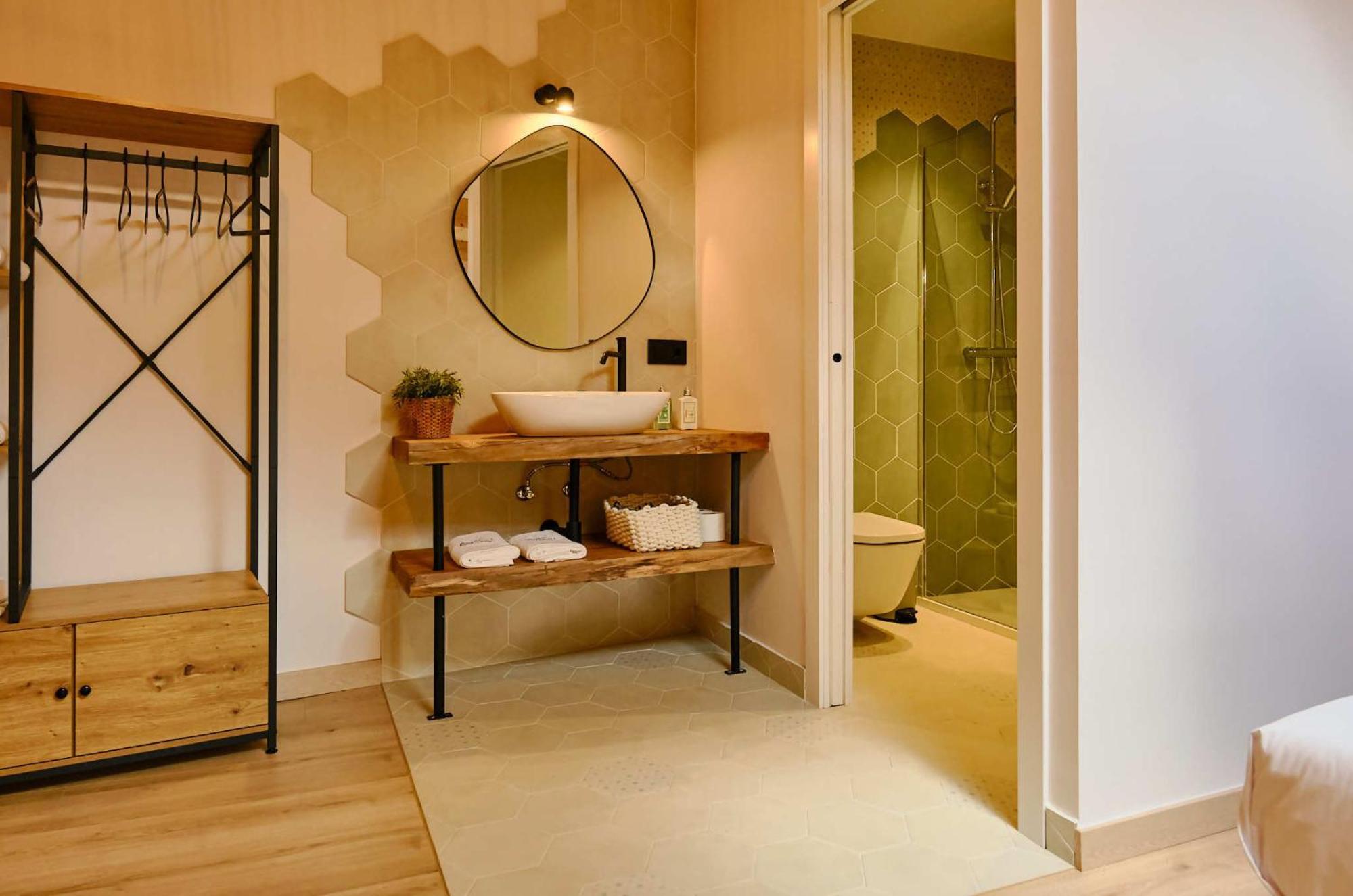 Moli Hotel 3*